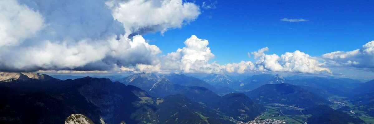 Flugwegposition um 13:15:49: Aufgenommen in der Nähe von Gemeinde Wörschach, 8942, Österreich in 2249 Meter